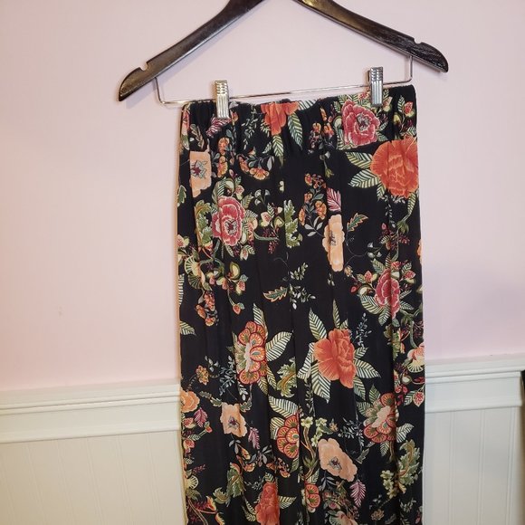 Comfy Floral Lounge Pants - Picture 2 of 3
